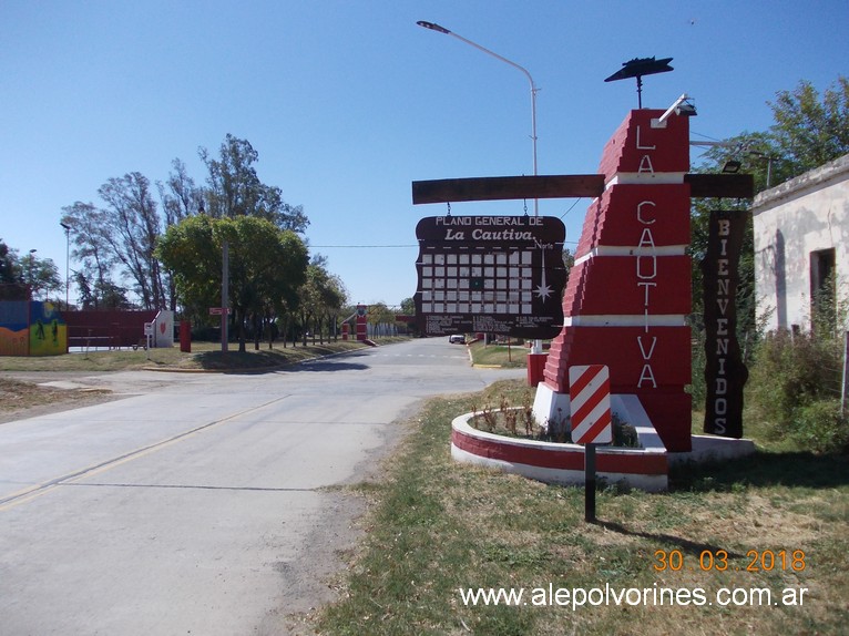 Foto: Acceso a La Cautiva - La Cautiva (Córdoba), Argentina