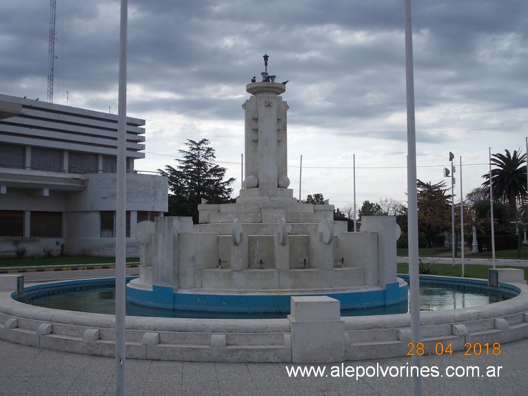 Foto: Fuente en Guamini - Guamini (Buenos Aires), Argentina