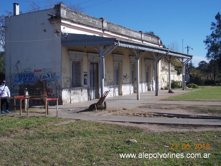 Foto: Estacion Toro - Tortuguitas (Buenos Aires), Argentina