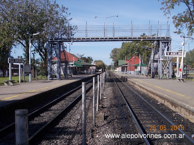 Foto: Estacion Villa Adelina - Villa Adelina (Buenos Aires), Argentina