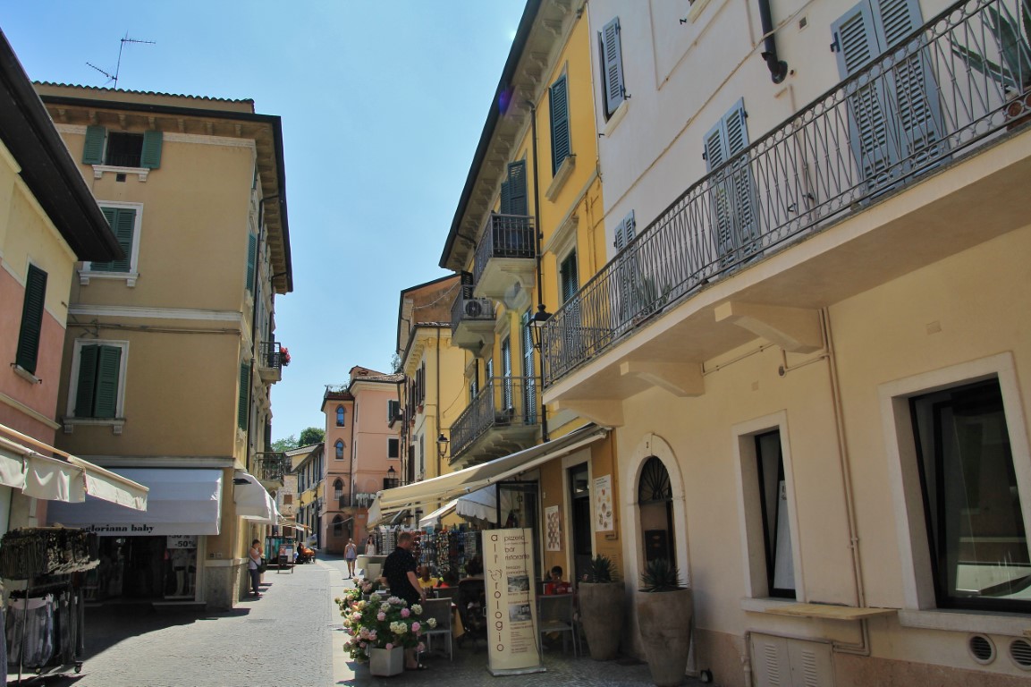 Foto: Centro histórico - Peschiera del Garda (Veneto), Italia