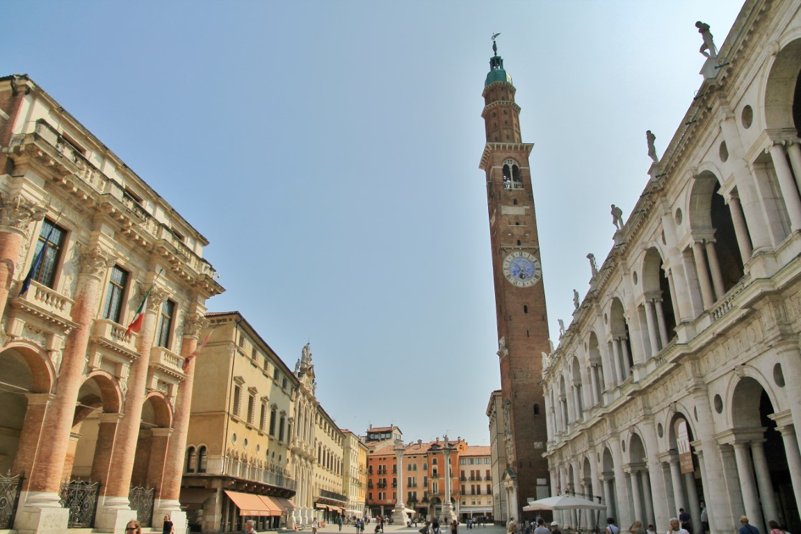 Foto: Plaza delle Erbe - Vicenza (Veneto), Italia