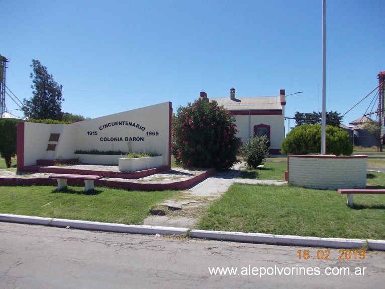 Foto: Estacion Colonia Baron - Colonia Baron (La Pampa), Argentina