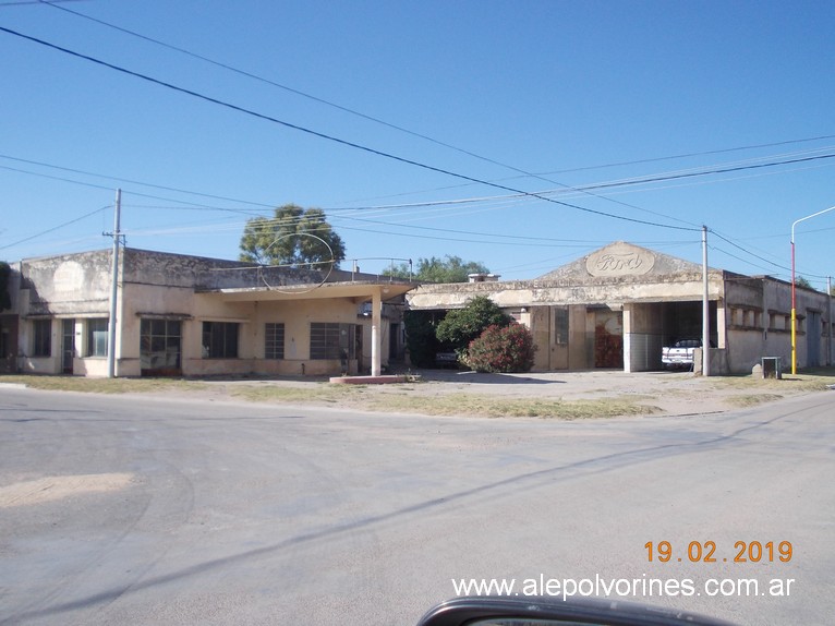 Foto: ExEstacion de Servicio Jacinto Arauz - Jacinto Arauz (La Pampa), Argentina