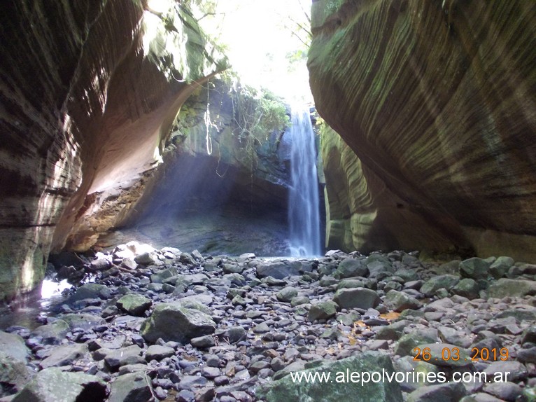 Foto: Cascata E Gruta Andorinhas - Riozinho BR - Rolante (Rio Grande do Sul), Brasil