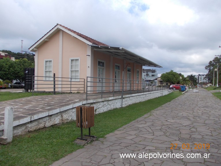 Foto: Estacion Salvador do Sul BR - Salvador Do Sul (Rio Grande do Sul), Brasil