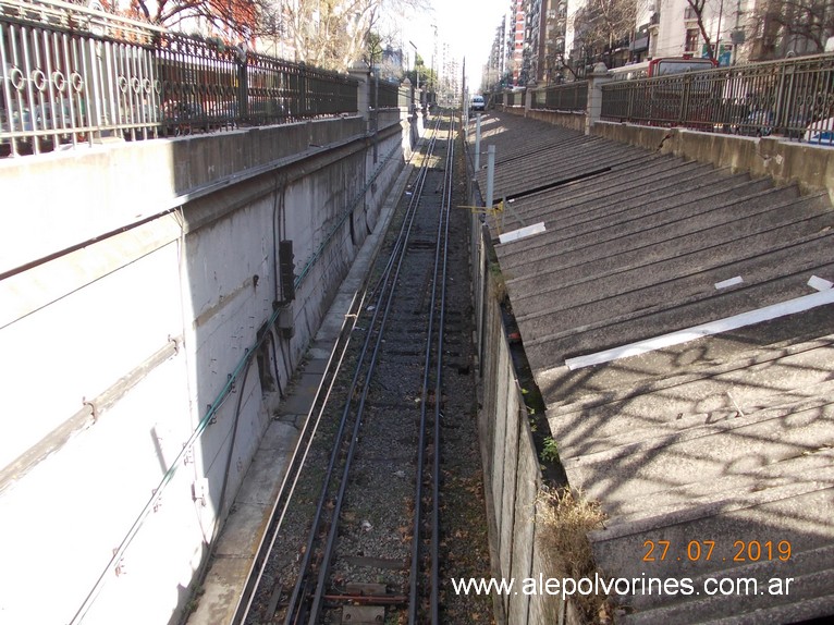 Foto: Caballito - Bajada subte A - Caballito (Buenos Aires), Argentina