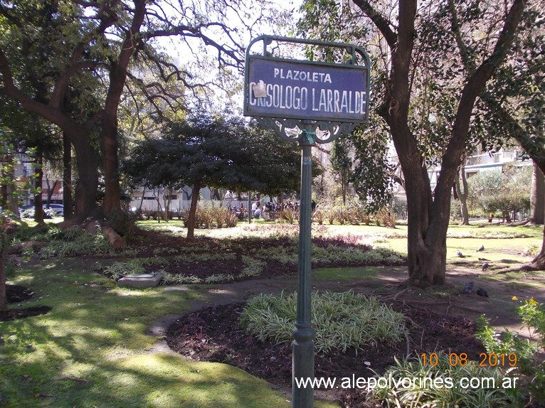 Foto: Caballito - Plaza Crisologo Larralde - Caballito (Buenos Aires), Argentina