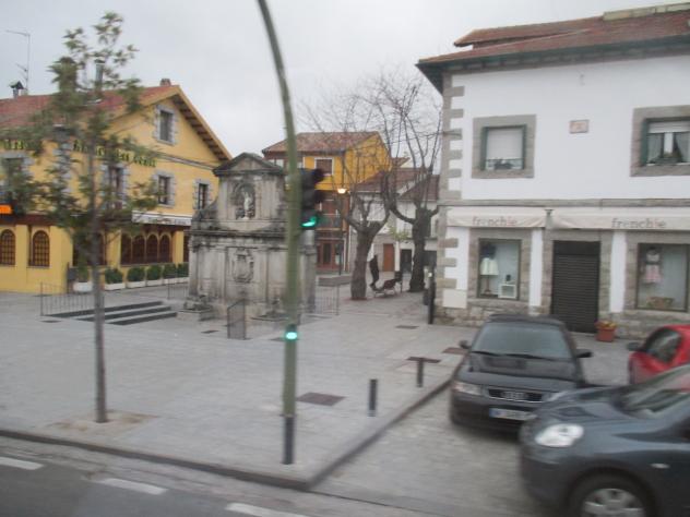 Foto: Fuente de piedra de estilo neoclásico - Guadarrama (Madrid), España