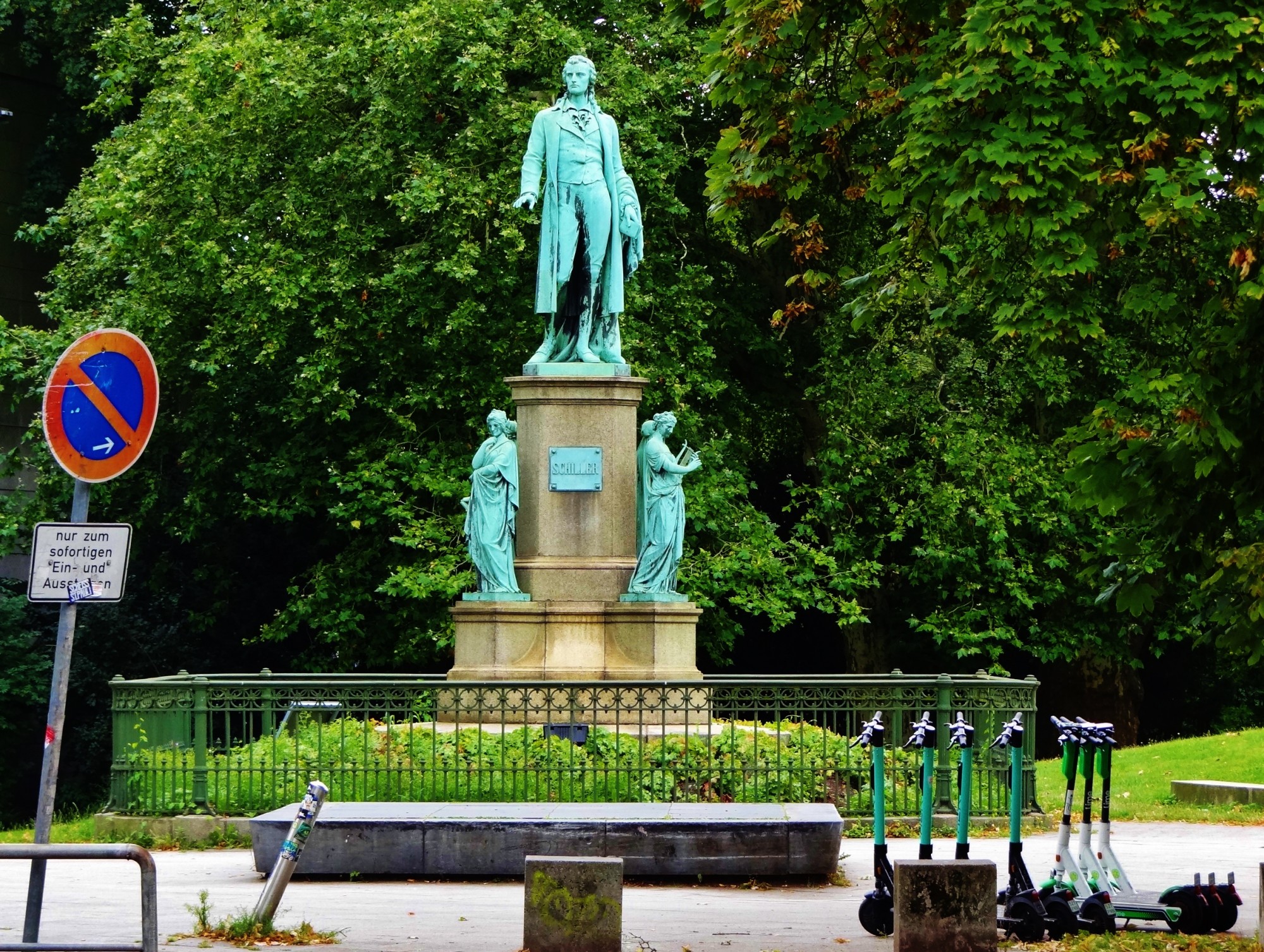 Foto: Schillerdenkmal - Hamburg (Hamburg City), Alemania