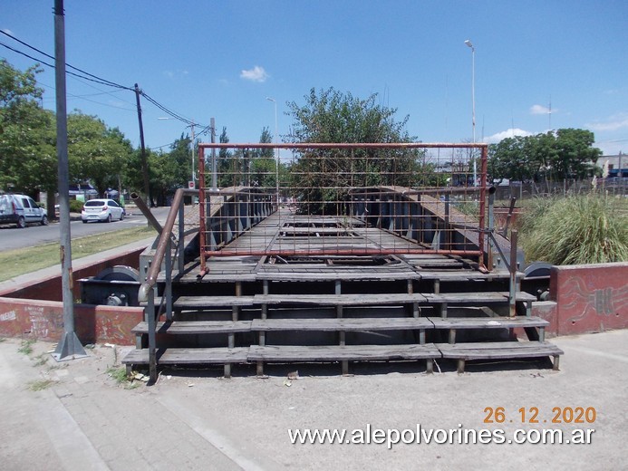 Foto: Mesa Giratoria Estacion Moreno - Moreno (Buenos Aires), Argentina