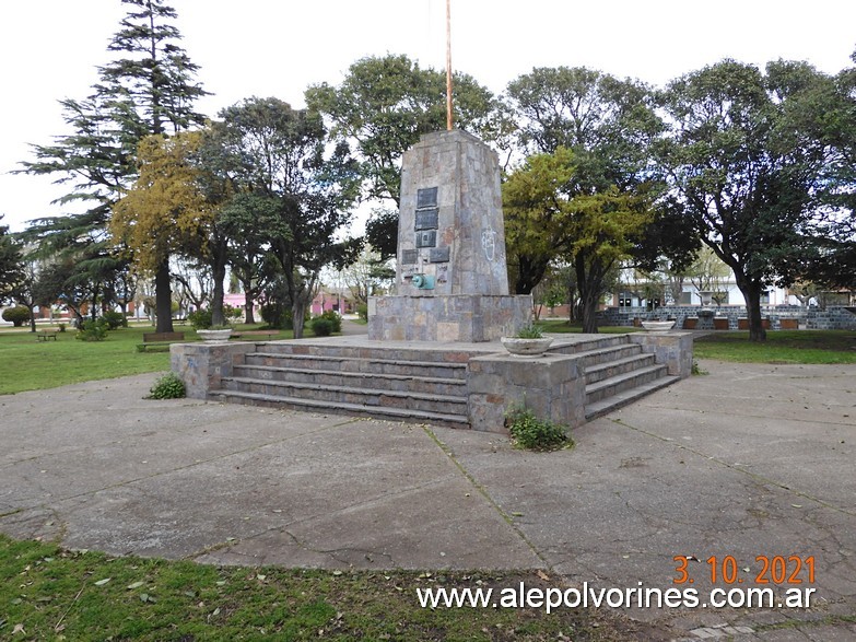 Foto: Juan N Fernández - Plaza - Juan N Fernandez (Buenos Aires), Argentina