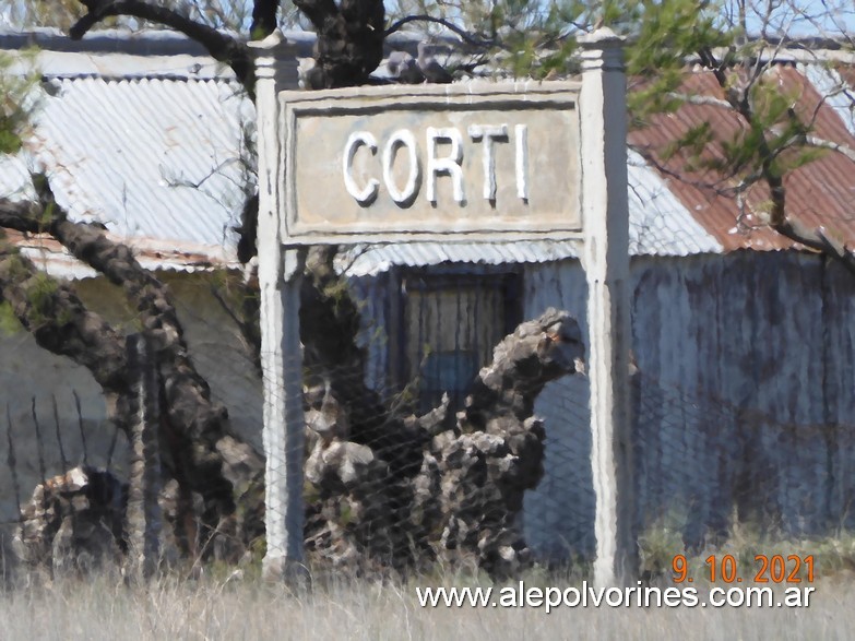 Foto: Estacion Corti - Corti (Buenos Aires), Argentina