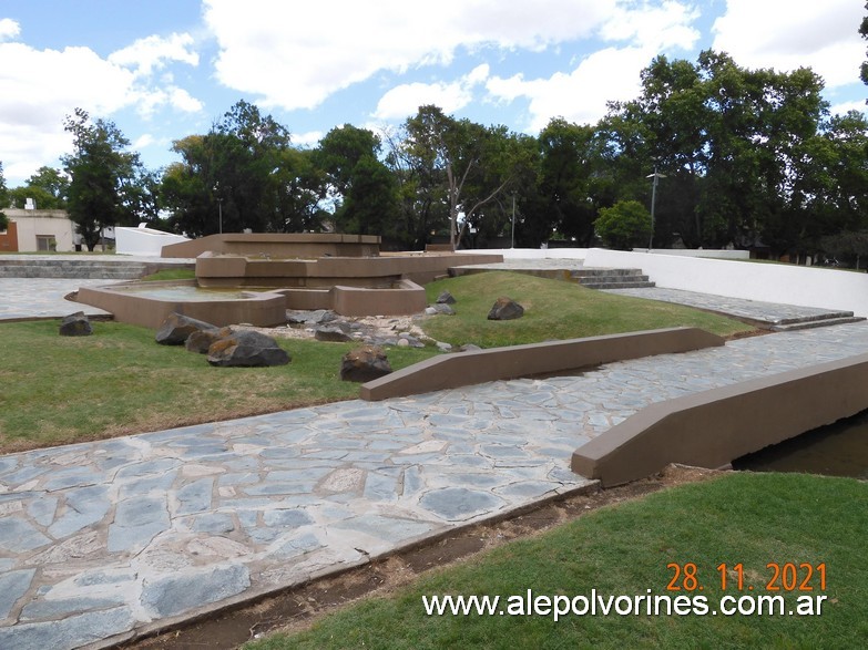 Foto: Arias - Plaza 25 de Mayo - Arias (Córdoba), Argentina