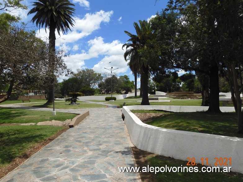 Foto: Arias - Plaza 25 de Mayo - Arias (Córdoba), Argentina