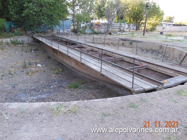 Foto: Estacion Mendoza FCBAP - Mesa Giratoria - Mendoza, Argentina