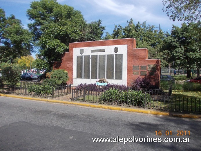 Foto: Plazoleta Crucero Gral Belgrano - Caballito - Caballito (Buenos Aires), Argentina