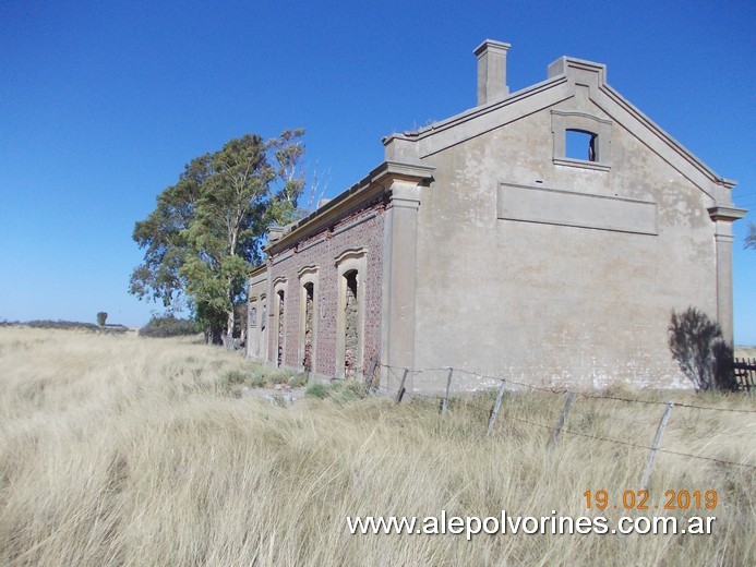 Foto: Estacion Bajo Hondo FCRPB - Bajo Hondo (Buenos Aires), Argentina