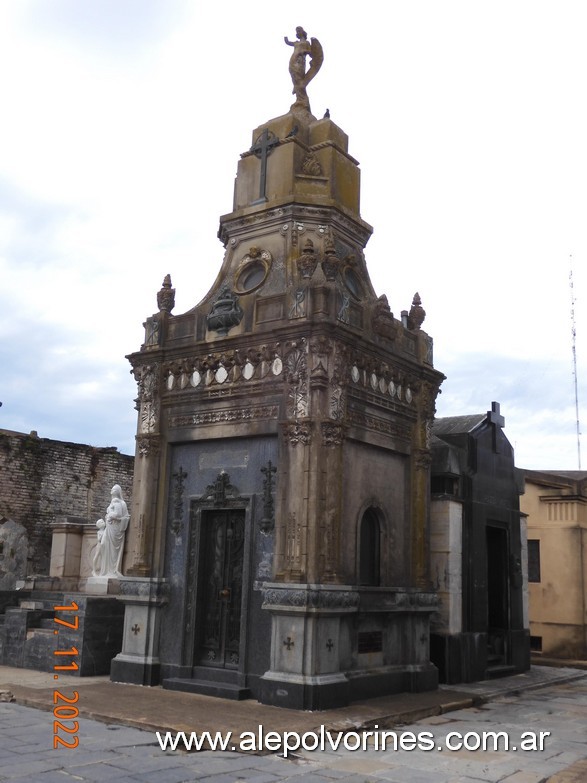 Foto: Azul - Cementerio Municipal - Azul (Buenos Aires), Argentina