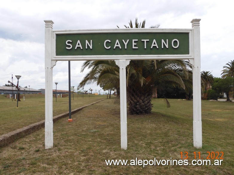 Foto: Estación San Cayetano - San Cayetano (Buenos Aires), Argentina