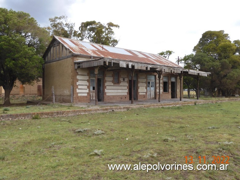 Foto: Estación Lumb - Lumb (Buenos Aires), Argentina