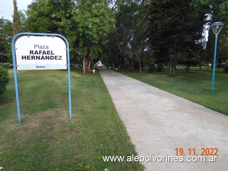 Foto: San Carlos de Bolivar - Plaza Rafael Hernandez - San Carlos de Bolivar (Buenos Aires), Argentina