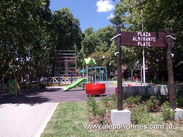 Foto: Ciudad Jardin Palomar - Plaza Almirante Plate - Ciudad Jardin Palomar (Buenos Aires), Argentina