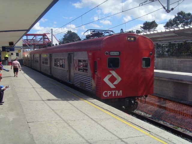 Foto: estación Caimon Viana - Poá (São Paulo), Brasil