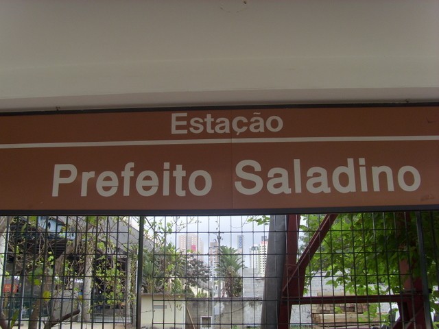 Foto: estación Prefeito Saladino - Santo André (São Paulo), Brasil