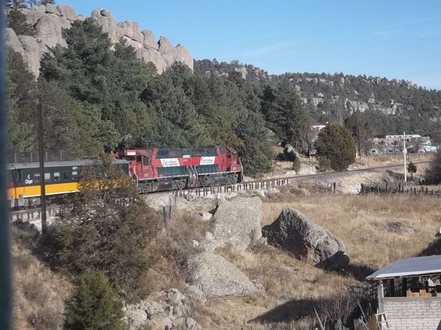 Foto: tren en estación Divisadero - Divisadero (Chihuahua), México