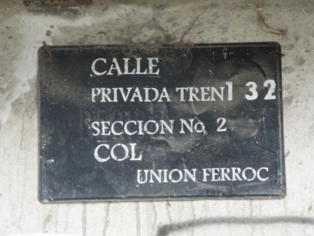 Foto: calle Tren, por la estación; colonia (barrio) Unión Ferrocarrilera - Xalapa (Veracruz-Llave), México