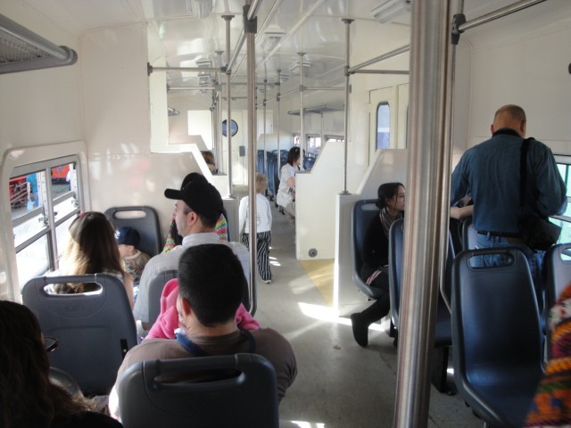 Foto: viaje en el coche local tirado por la Baldwin - Remedios de Escalada (Buenos Aires), Argentina