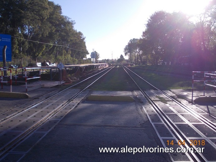 Foto: Estacion Don Torcuato - Don Torcuato (Buenos Aires), Argentina