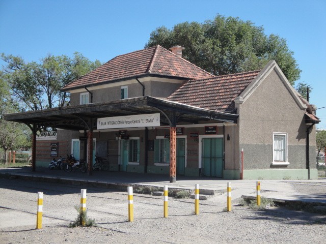 Foto: estación Cinco Saltos, FC Roca - Cinco Saltos (Río Negro), Argentina