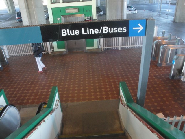 Foto: estación Willowbrook,  Líneas Verde y Azul del Metro de Los Ángeles - Los Ángeles (California), Estados Unidos