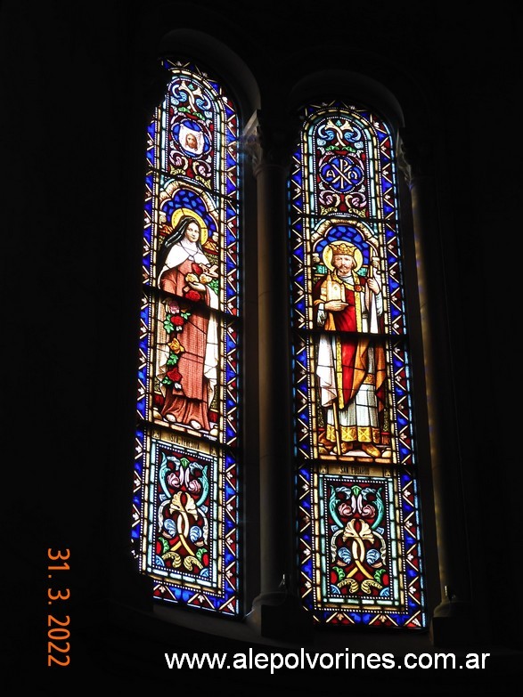 Foto: La Falda - Iglesia Santisimo Sacramento - La Falda (Córdoba), Argentina