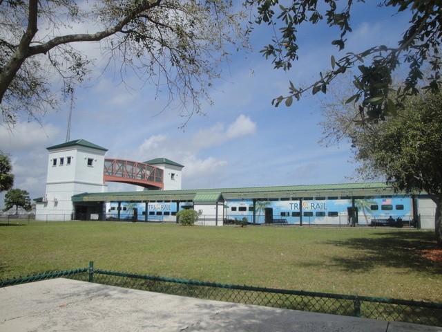 Foto: estación Mangonia Park, Tri-Rail - Mangonia Park (Florida), Estados Unidos