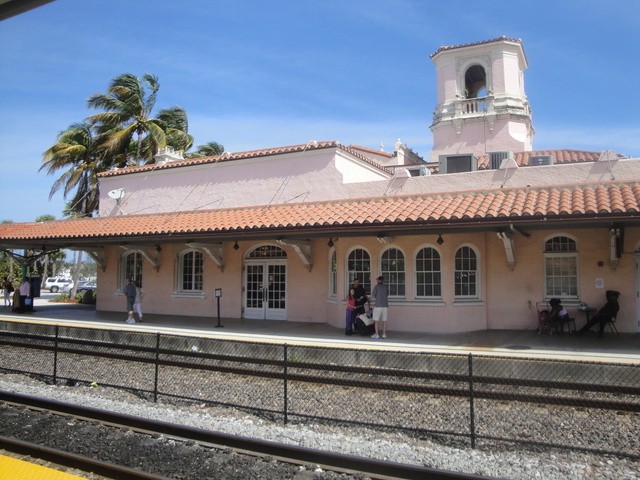 Foto: estación West Palm Beach, Tri-Rail - West Palm Beach (Florida), Estados Unidos