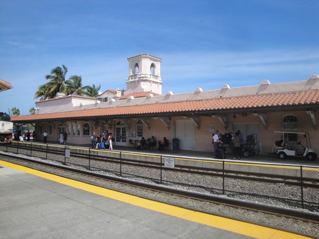 Foto: estación West Palm Beach, Tri-Rail - West Palm Beach (Florida), Estados Unidos