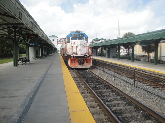 Foto: estación Mangonia Park, Tri-Rail - Mangonia Park (Florida), Estados Unidos