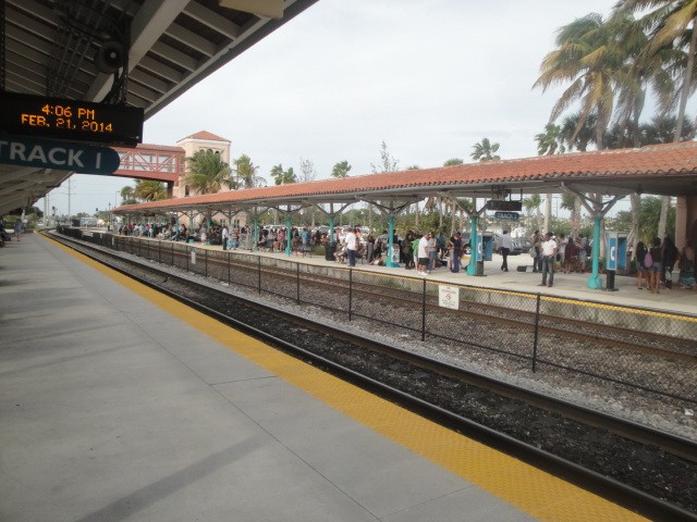 Foto: estación West Palm Beach, Tri-Rail - West Palm Beach (Florida), Estados Unidos