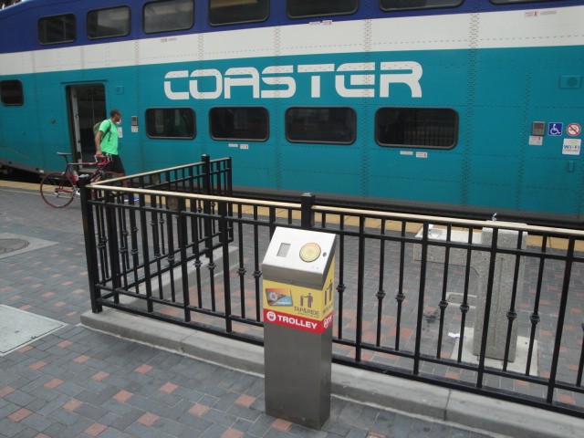 Foto: tren Coaster en la estación de San Diego - San Diego (California), Estados Unidos