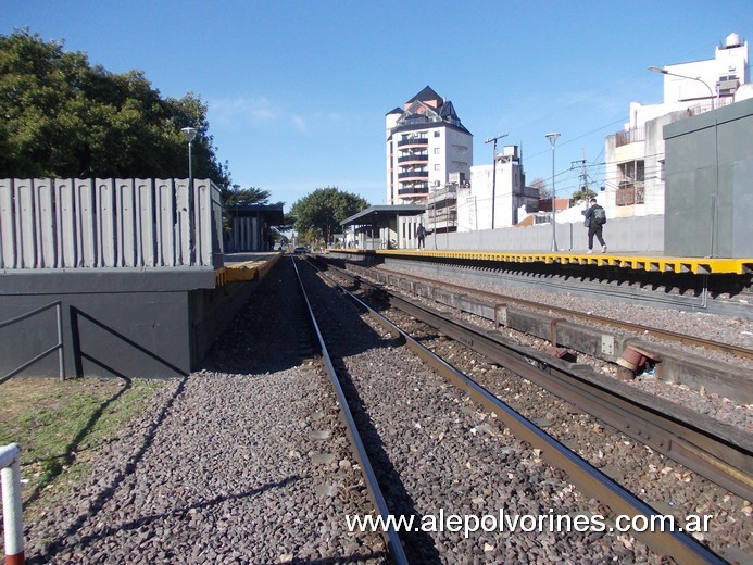 Foto: Estacion Fernandez Moreno - San Martin (Buenos Aires), Argentina