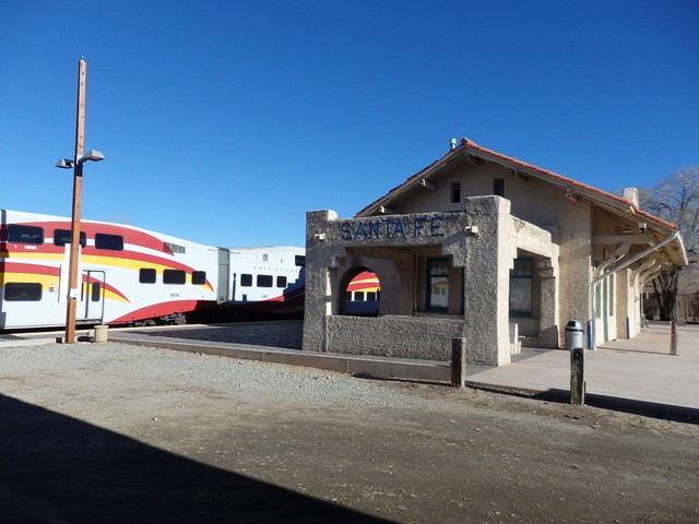 Foto: estación terminal del tren Rail Runner - Santa Fe (New Mexico), Estados Unidos