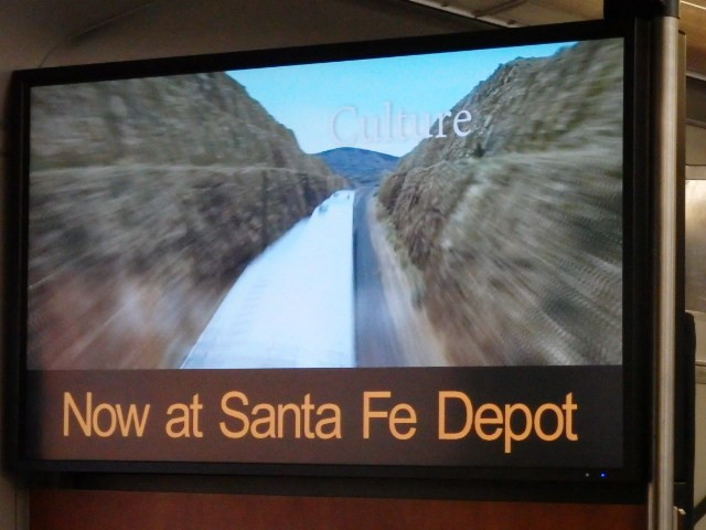 Foto: pantalla informativa del tren Rail Runner - Santa Fe (New Mexico), Estados Unidos