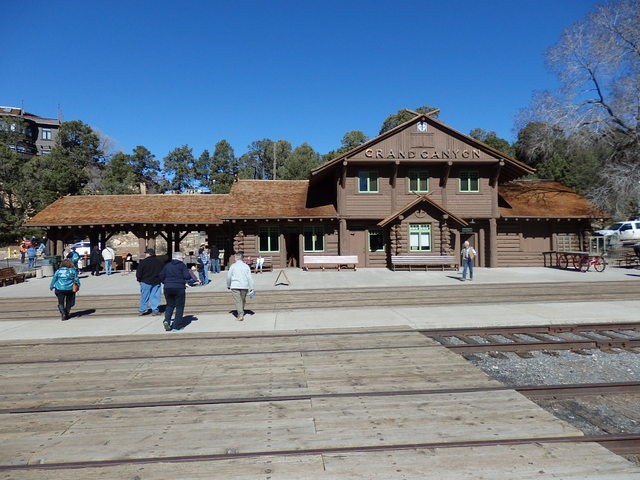 Foto: estación del tren turístico Grand Canyon Railway - Grand Canyon Village (Arizona), Estados Unidos