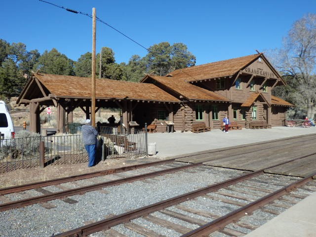 Foto: estación del tren turístico Grand Canyon Railway - Grand Canyon Village (Arizona), Estados Unidos