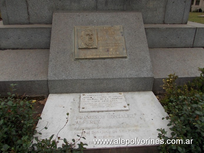 Foto: San Martin - Monumento General San Martin - San Martin (Buenos Aires), Argentina