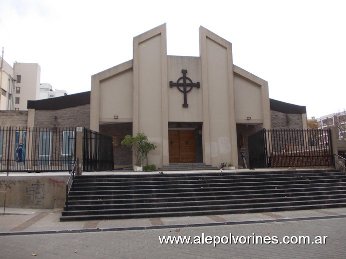 Foto: San Martin - Iglesia Jesus Buen Pastor - San Martin (Buenos Aires), Argentina