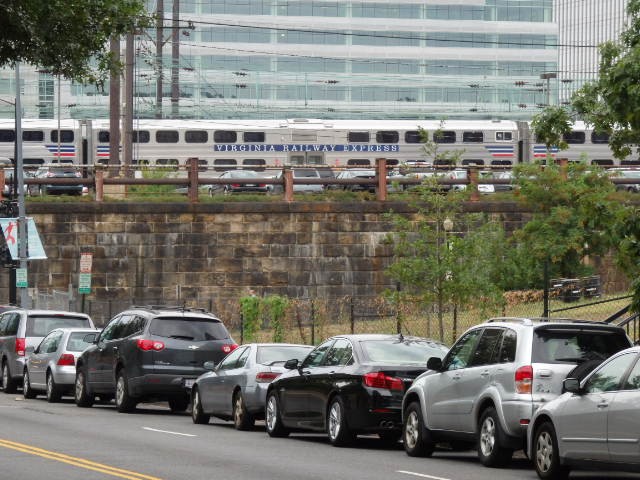 Foto: tren VRE (Virginia Railway Express) - Washington (Washington, D.C.), Estados Unidos